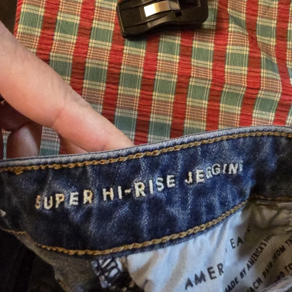 American Eagle Women’s Dark Wash Skinny Jeans – Size 2 Curvy - Picture 5 of 6